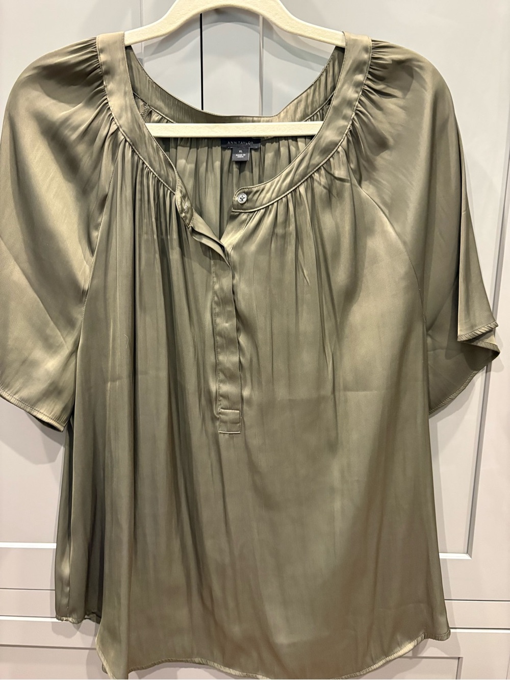 Ann Taylor Olive Green Satin Scoop-Neck Tunic
